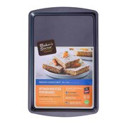 Wholesale - Baker's Secret 15in Cookie Sheet GRAY, Duraslate Non Stick C/P 12, UPC: 6935780112862